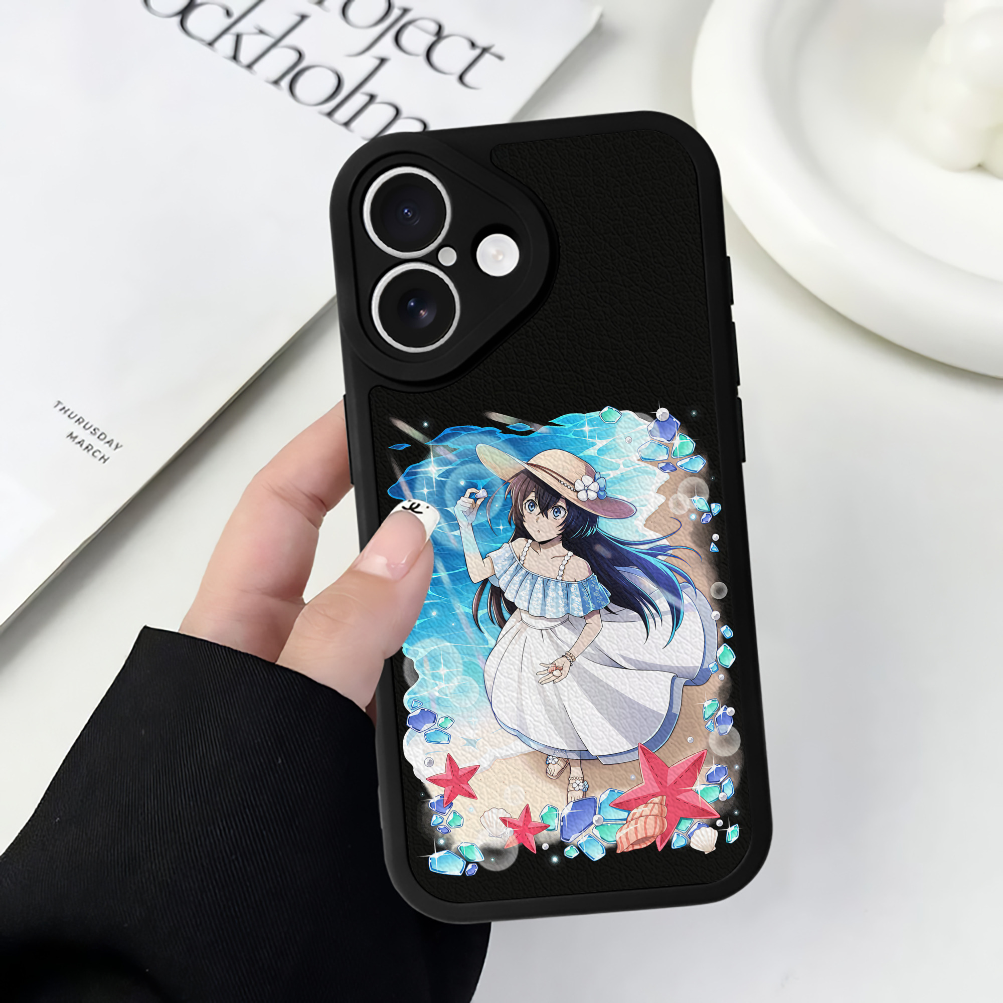 （画像用） 文豪ストレイドッグス Bungo Stray Dogs 【iPhone 16シリーズ対応】シリコンスマホケース（レザー調） 材質：シリコン